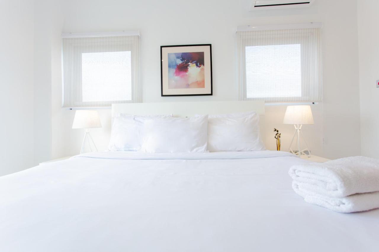 Accra Luxury Apartments @ Pine Court ภายนอก รูปภาพ