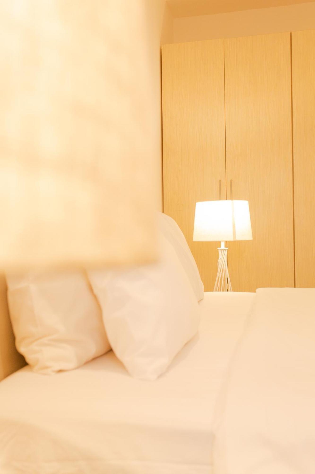 Accra Luxury Apartments @ Pine Court ภายนอก รูปภาพ